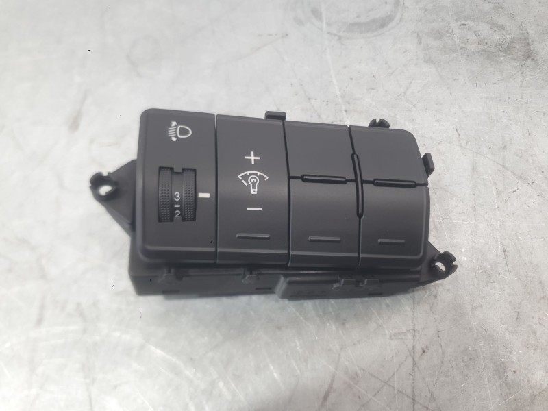 Recambio de mando luces para hyundai i30 (gd) 1.6 crdi referencia OEM IAM 93310A6100RY  
