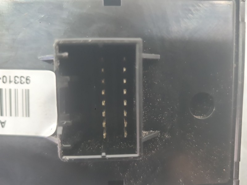 Recambio de mando luces para hyundai i30 (gd) 1.6 crdi referencia OEM IAM 93310A6100RY  