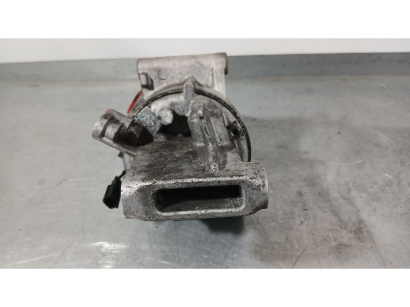 Recambio de compresor aire acondicionado para dacia sandero ii (b8_) tce 90 lpg (b8m1) referencia OEM IAM 926003541R  