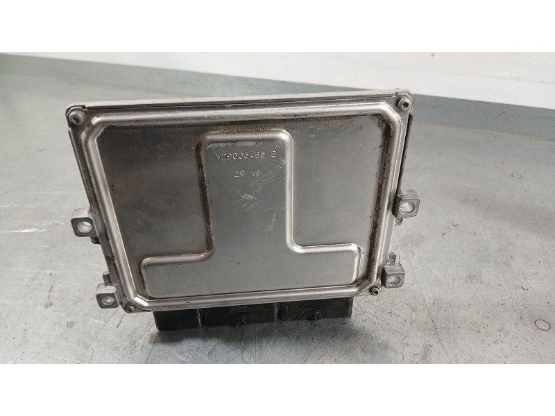 Recambio de centralita motor uce para dacia sandero ii (b8_) tce 90 lpg (b8m1) referencia OEM IAM 237109612R  