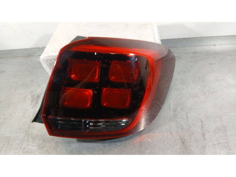 Recambio de piloto trasero derecho para dacia sandero ii (b8_) tce 90 lpg (b8m1) referencia OEM IAM 265506147R  