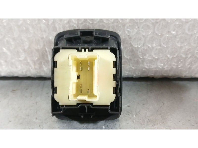 Recambio de mando elevalunas delantero izquierdo para dacia sandero ii (b8_) tce 90 lpg (b8m1) referencia OEM IAM 254116484R  