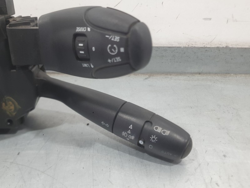 Recambio de mando luces y limpia para citroën xsara picasso (n68) 2.0 hdi referencia OEM IAM 6239CC  