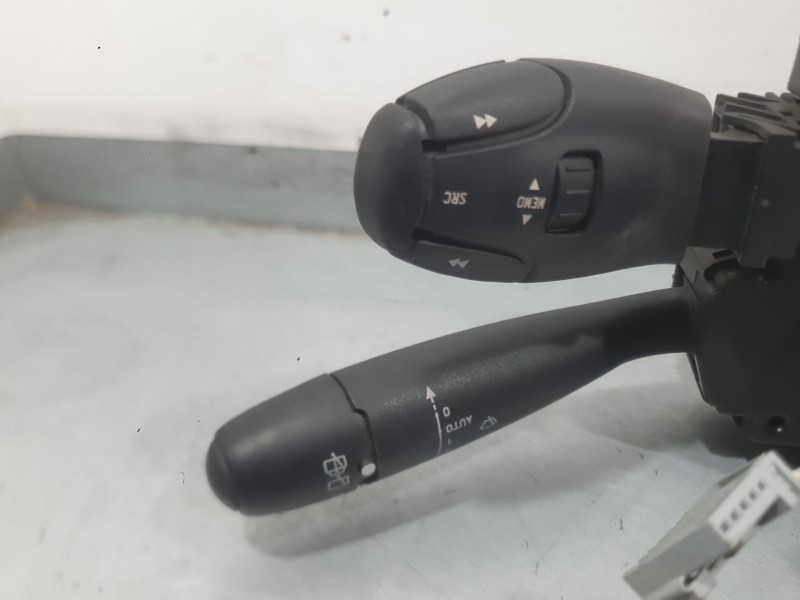 Recambio de mando luces y limpia para citroën xsara picasso (n68) 2.0 hdi referencia OEM IAM 6239CC  