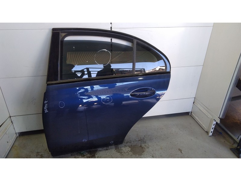 Recambio de puerta trasera izquierda para mercedes-benz clase c (w206) c 300 de (206.208) referencia OEM IAM A2067301701 TOCADA 