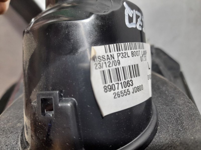 Recambio de piloto trasero izquierdo interior para nissan qashqai (j10) tekna premium referencia OEM IAM 89071063  