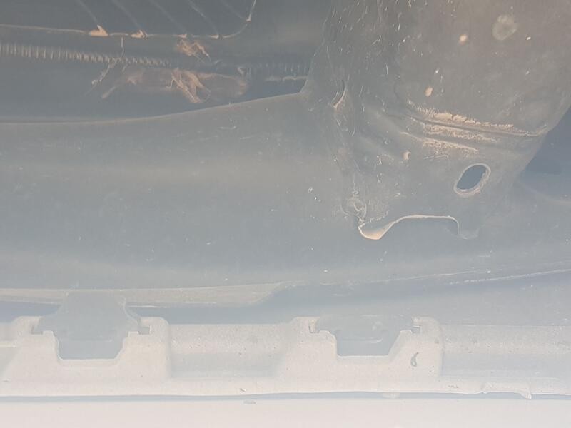 Recambio de refuerzo paragolpes trasero para volkswagen touran (5t1) 1.6 tdi referencia OEM IAM 5TA807305  