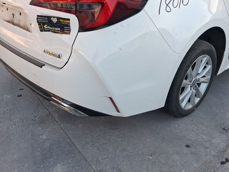 Recambio de paragolpes trasero para toyota corolla ranchera familiar (_e21_) 1.8 hybrid (zwe211) referencia OEM IAM 521590Z948  