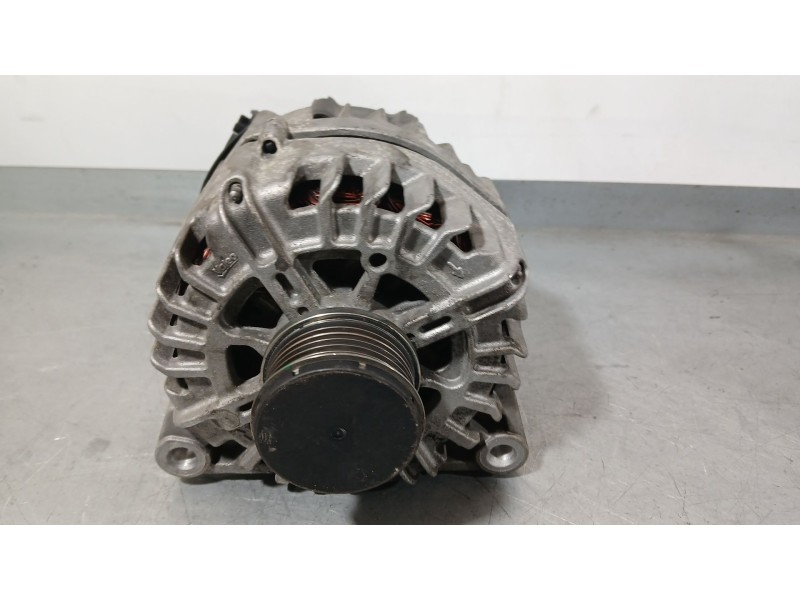 Recambio de alternador para peugeot partner caja/chasis 1.6 hdi referencia OEM IAM 9678048880  