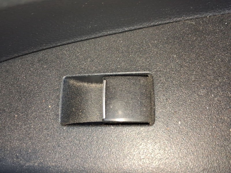 Recambio de mando elevalunas trasero derecho para toyota corolla ranchera familiar (_e21_) 1.8 hybrid (zwe211) referencia OEM IA