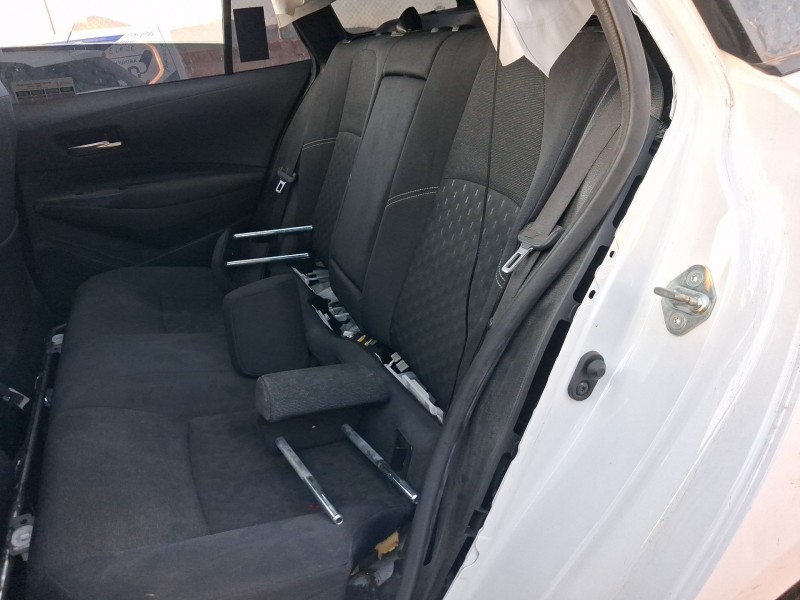 Recambio de asientos traseros para toyota corolla ranchera familiar (_e21_) 1.8 hybrid (zwe211) referencia OEM IAM   