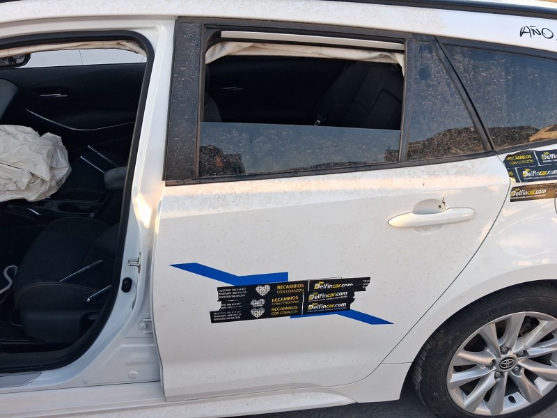 Recambio de puerta trasera izquierda para toyota corolla ranchera familiar (_e21_) 1.8 hybrid (zwe211) referencia OEM IAM 670040
