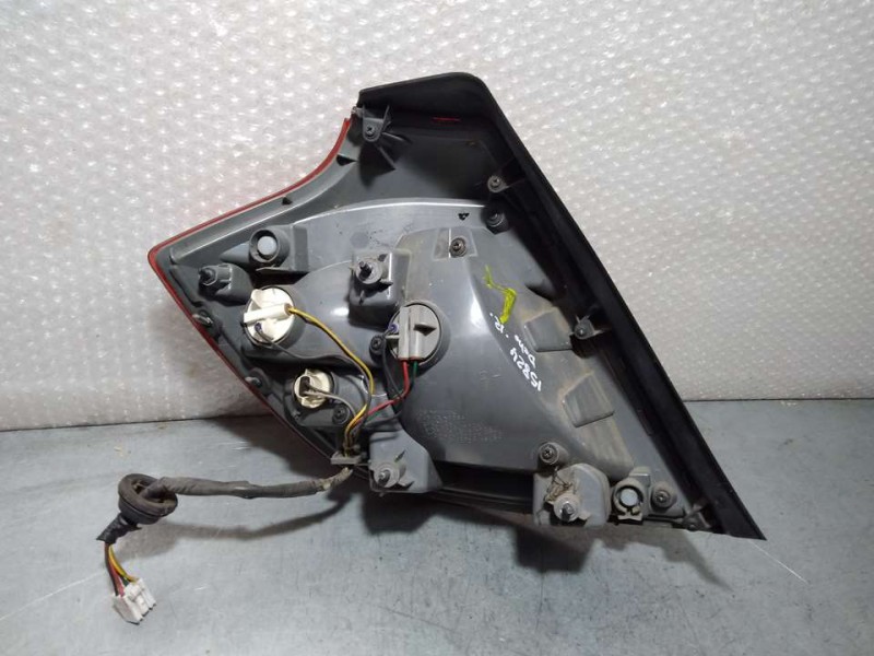 Recambio de piloto trasero derecho para kia cee´d active referencia OEM IAM 924021H050  