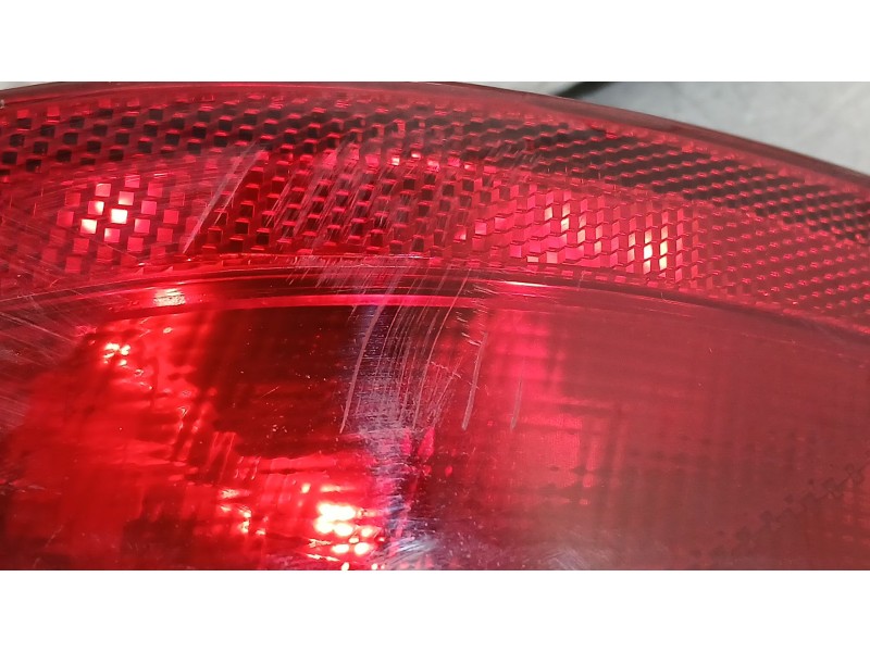 Recambio de piloto trasero izquierdo paragolpes para dacia duster (hm_) 1.0 tce 90 referencia OEM IAM 265855178R  
