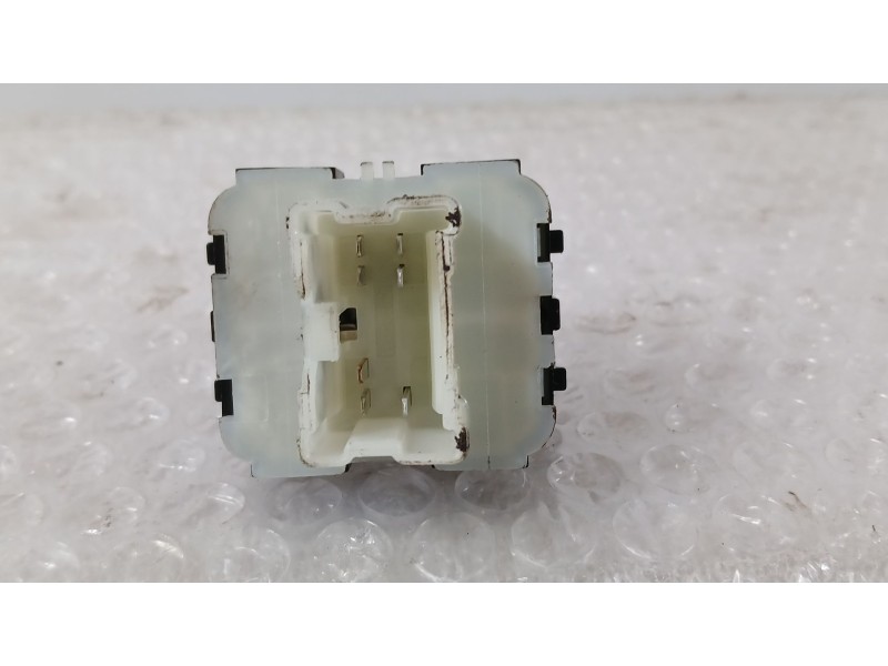 Recambio de mando elevalunas delantero izquierdo para dacia duster (hm_) 1.0 tce 90 referencia OEM IAM 254111342R  