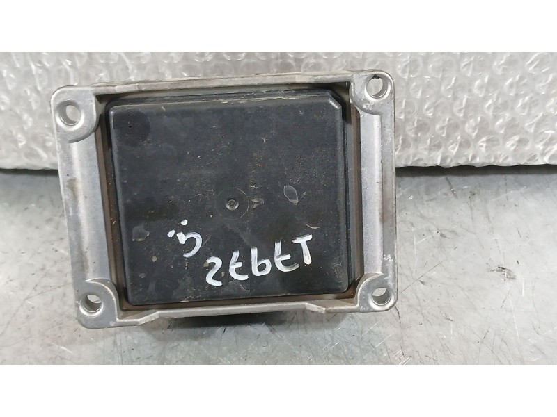 Recambio de centralita motor uce para alfa romeo 147 (937_) 1.6 16v t.spark eco (937.axa1a, 937.bxa1a) referencia OEM IAM 735018