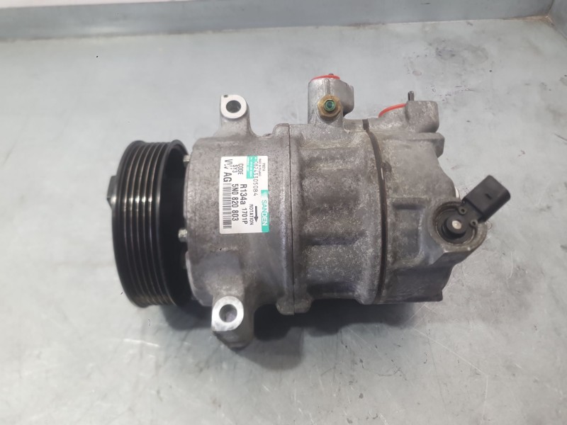 Recambio de compresor aire acondicionado para volkswagen polo v (6r1, 6c1) 1.6 tdi referencia OEM IAM 1K0820808F  