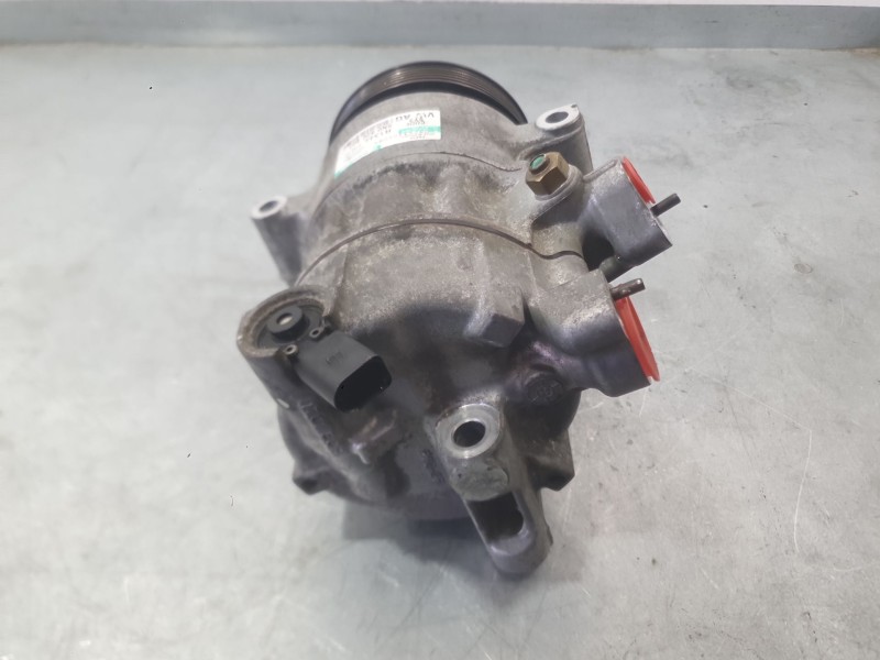 Recambio de compresor aire acondicionado para volkswagen polo v (6r1, 6c1) 1.6 tdi referencia OEM IAM 1K0820808F  