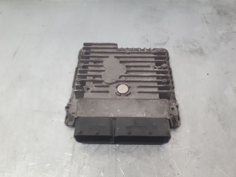 Recambio de centralita motor uce para volkswagen polo v (6r1, 6c1) 1.6 tdi referencia OEM IAM 03L906023G  