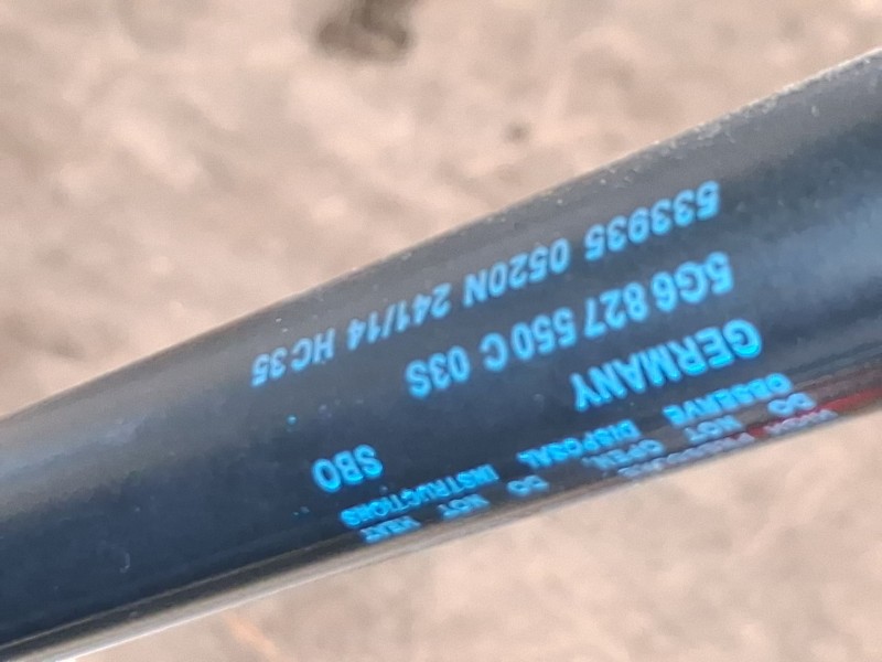 Recambio de amortiguadores maletero / porton para volkswagen golf vii (5g1, bq1, be1, be2) 1.4 tsi referencia OEM IAM 5G6827550C