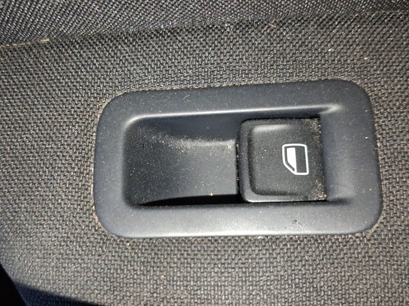 Recambio de mando elevalunas delantero derecho para volkswagen golf vii (5g1, bq1, be1, be2) 1.4 tsi referencia OEM IAM 5G095985