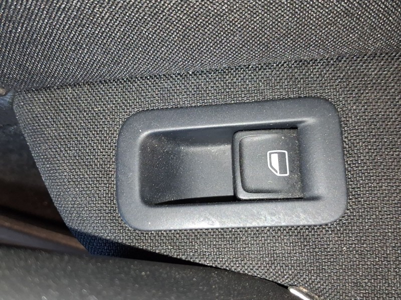 Recambio de mando elevalunas trasero derecho para volkswagen golf vii (5g1, bq1, be1, be2) 1.4 tsi referencia OEM IAM 5G0959855L