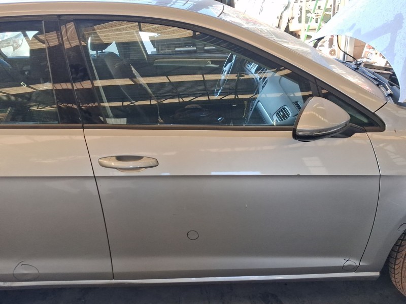 Recambio de puerta delantera derecha para volkswagen golf vii (5g1, bq1, be1, be2) 1.4 tsi referencia OEM IAM 5G4831056AS TOCADA