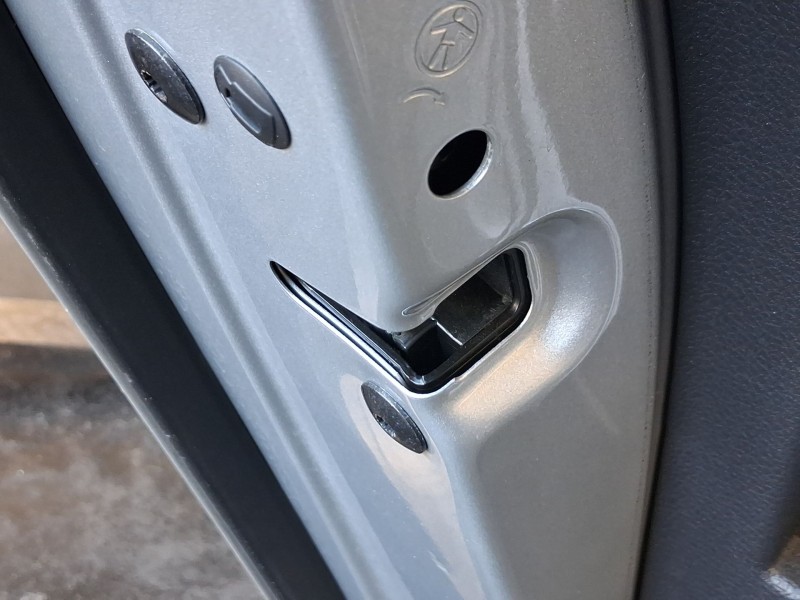 Recambio de cerradura puerta trasera izquierda para volkswagen golf vii (5g1, bq1, be1, be2) 1.4 tsi referencia OEM IAM 5K483901