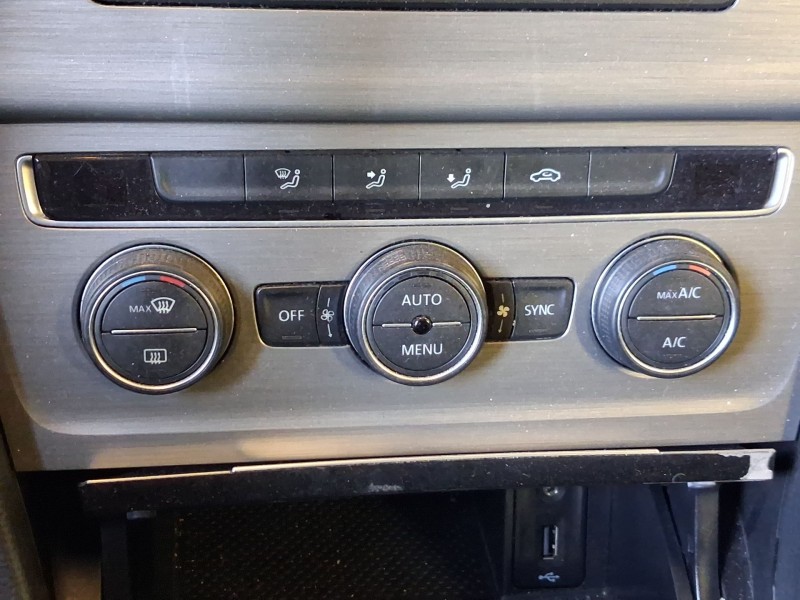 Recambio de mando climatizador para volkswagen golf vii (5g1, bq1, be1, be2) 1.4 tsi referencia OEM IAM   
