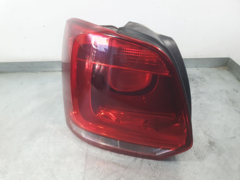 Recambio de piloto trasero izquierdo para volkswagen polo v (6r1, 6c1) 1.6 tdi referencia OEM IAM 6R0945095AH  