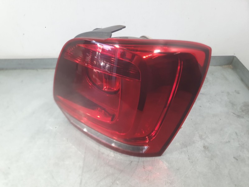 Recambio de piloto trasero derecho para volkswagen polo v (6r1, 6c1) 1.6 tdi referencia OEM IAM 6R0945096AH  