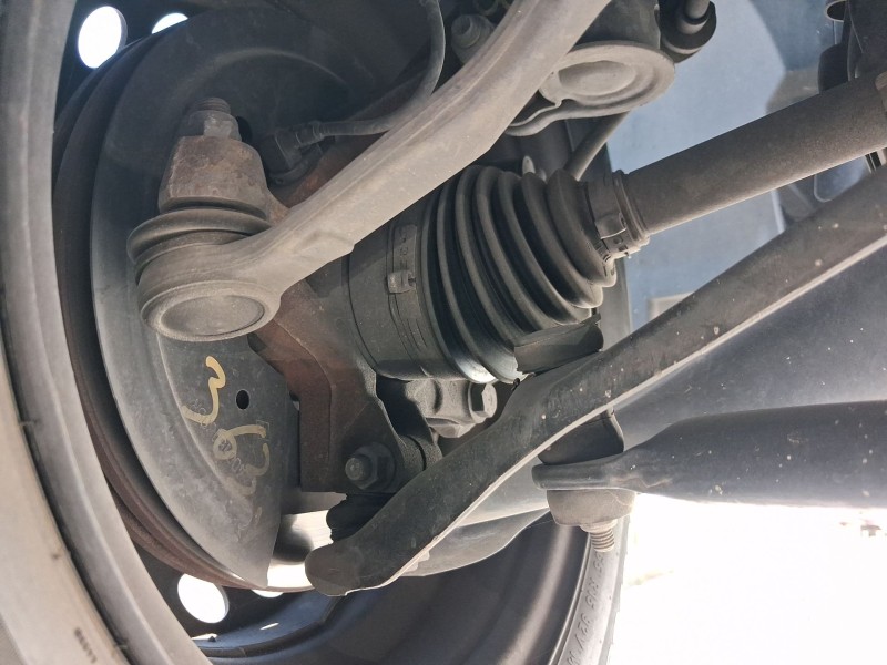Recambio de mangueta delantera izquierda para renault express furgoneta/monovolumen 1.5 blue dci 75 (f6aa) referencia OEM IAM 40