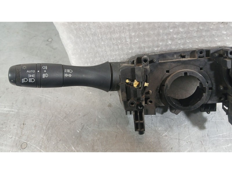 Recambio de mando luces y limpia para dacia duster (hm_) 1.5 dci 115 4x4 (hmad) referencia OEM IAM 255672798R  