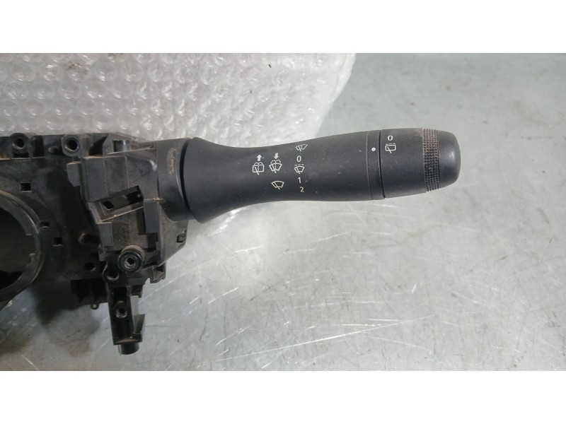 Recambio de mando luces y limpia para dacia duster (hm_) 1.5 dci 115 4x4 (hmad) referencia OEM IAM 255672798R  