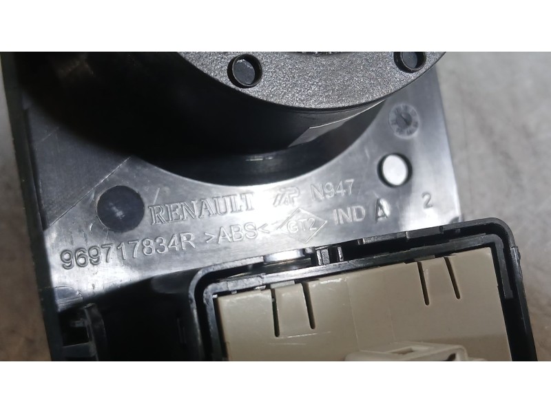 Recambio de mando multifuncion para dacia duster (hm_) 1.5 dci 115 4x4 (hmad) referencia OEM IAM   