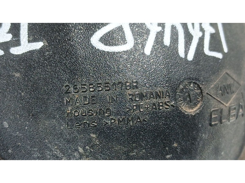 Recambio de piloto trasero izquierdo paragolpes para dacia duster (hm_) 1.5 dci 115 4x4 (hmad) referencia OEM IAM 265855178R  