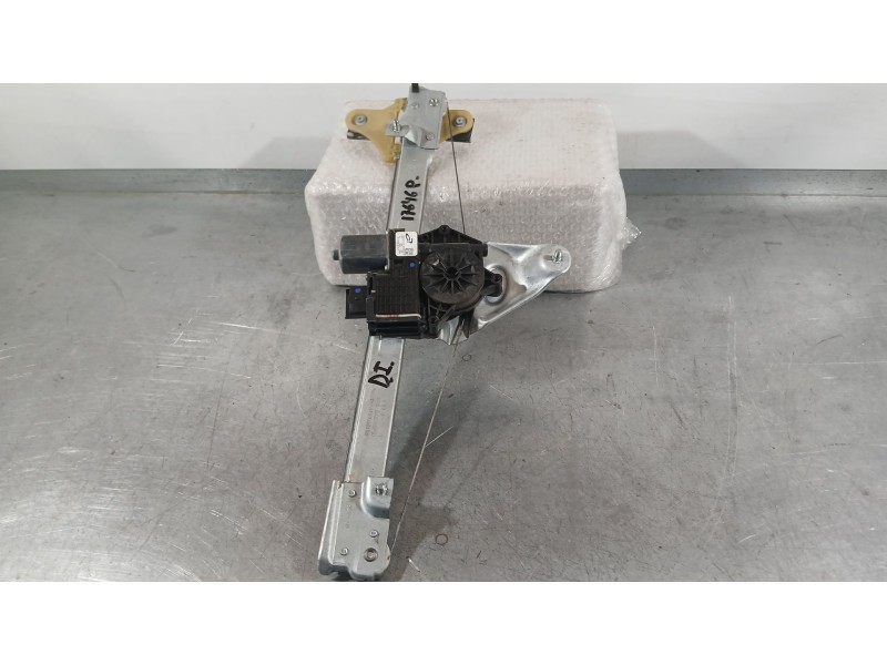 Recambio de elevalunas delantero izquierdo para dacia duster (hm_) 1.5 dci 115 4x4 (hmad) referencia OEM IAM 807217664R  