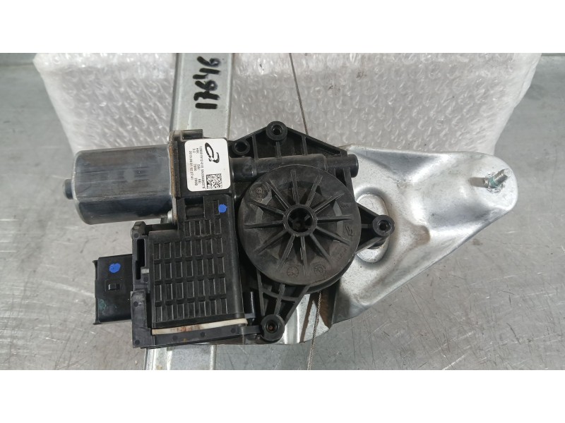 Recambio de elevalunas delantero izquierdo para dacia duster (hm_) 1.5 dci 115 4x4 (hmad) referencia OEM IAM 807217664R  