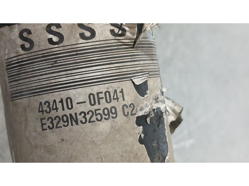 Recambio de transmision delantera derecha para toyota auris (_e18_) 1.4 d-4d (nde180_) referencia OEM IAM 434100F041  