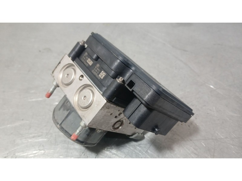 Recambio de abs para toyota auris (_e18_) 1.4 d-4d (nde180_) referencia OEM IAM 4405002A20  