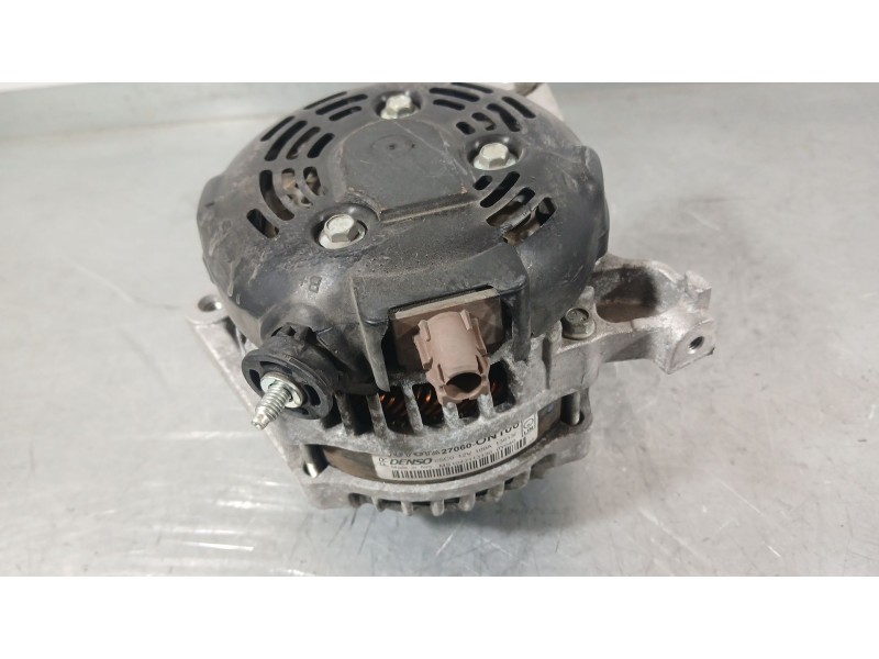 Recambio de alternador para toyota auris (_e18_) 1.4 d-4d (nde180_) referencia OEM IAM 270600N100 DENSO 3111552140