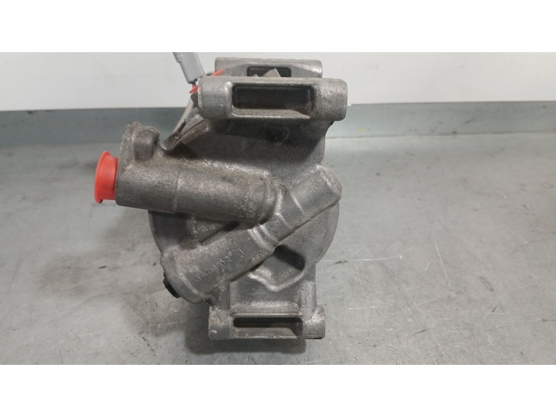 Recambio de compresor aire acondicionado para toyota auris (_e18_) 1.4 d-4d (nde180_) referencia OEM IAM 8831002840  