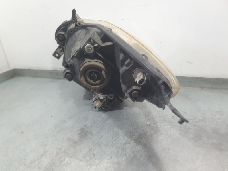 Recambio de faro derecho para renault clio v (b7_) 1.5 blue dci 85 (b7ag) referencia OEM IAM 260100902R  