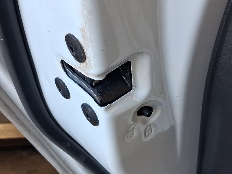 Recambio de cerradura puerta trasera izquierda para renault clio v (b7_) 1.5 blue dci 100 (b7ad) referencia OEM IAM 825039554R  