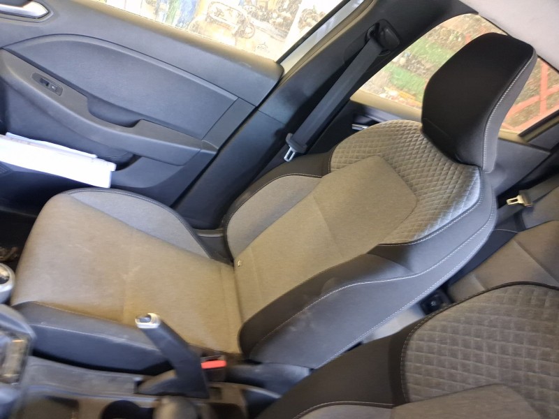 Recambio de asiento delantero derecho para renault clio v (b7_) 1.5 blue dci 100 (b7ad) referencia OEM IAM  C/AIRBAG 