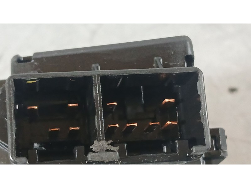 Recambio de mando limpia para toyota auris (_e18_) 1.4 d-4d (nde180_) referencia OEM IAM   
