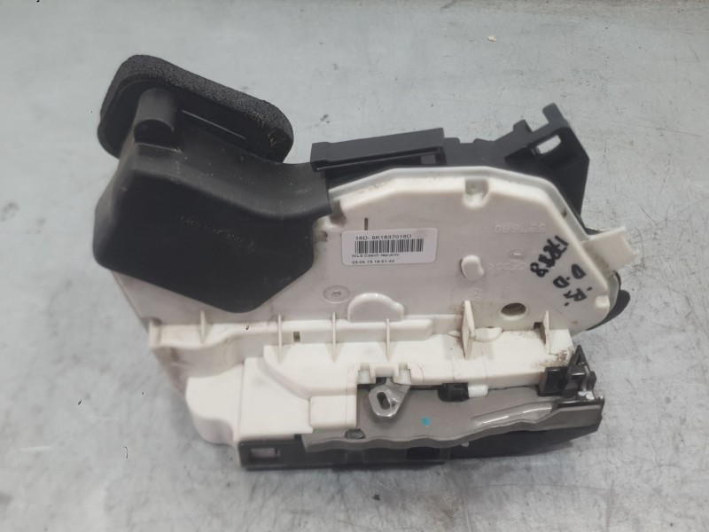 Recambio de cerradura puerta delantera derecha para volkswagen polo v (6r1, 6c1) 1.2 referencia OEM IAM 5K1837016D  