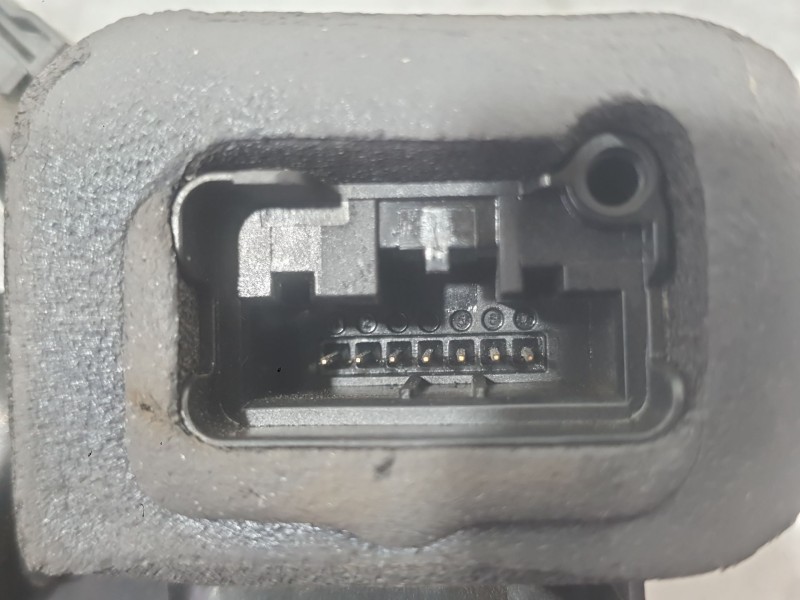 Recambio de cerradura puerta delantera derecha para volkswagen polo v (6r1, 6c1) 1.2 referencia OEM IAM 5K1837016D  