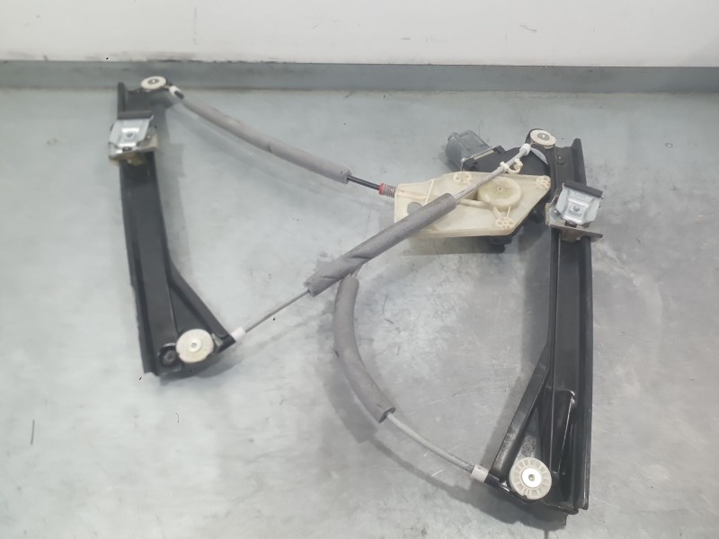 Recambio de elevalunas delantero derecho para volkswagen polo v (6r1, 6c1) 1.2 referencia OEM IAM 6R4837462N  