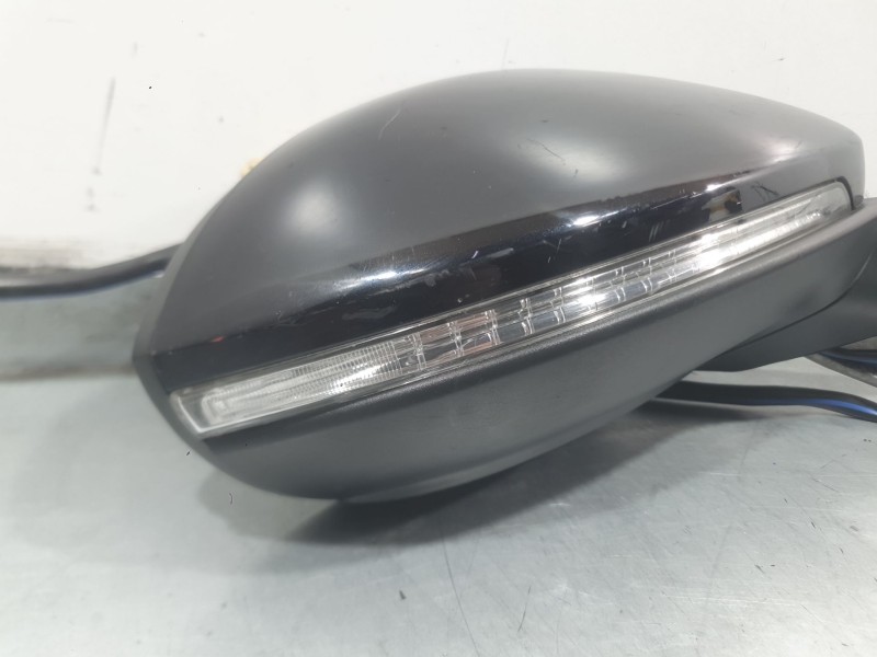 Recambio de retrovisor derecho para volkswagen golf vii (5g1, bq1, be1, be2) 1.0 tsi referencia OEM IAM 5G1857508FD9B9 ELÉCTRICO
